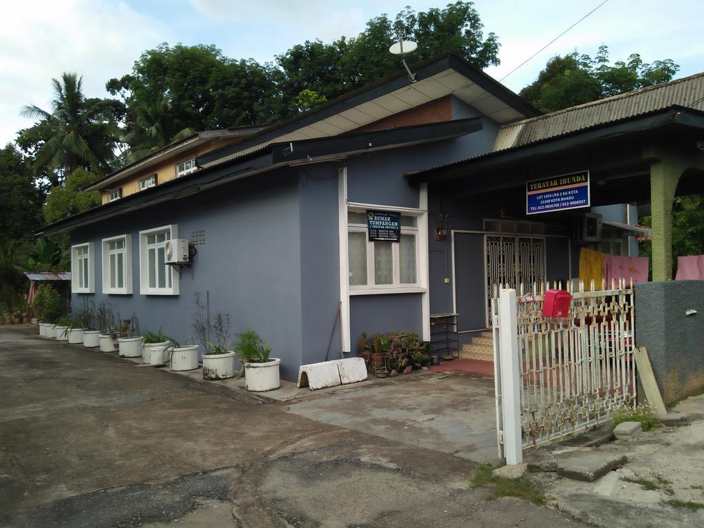 Teratak Ibunda Guest House Kota Bharu Exterior foto